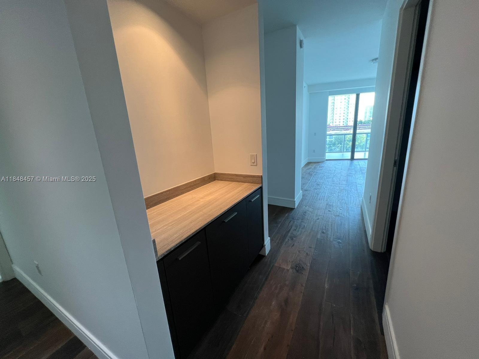 ECHO CONDO - Residential