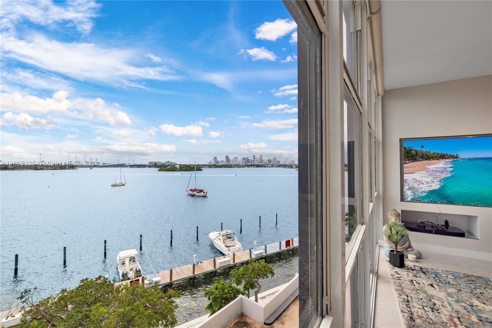 NINE ISLAND AVENUE CONDO - Residential