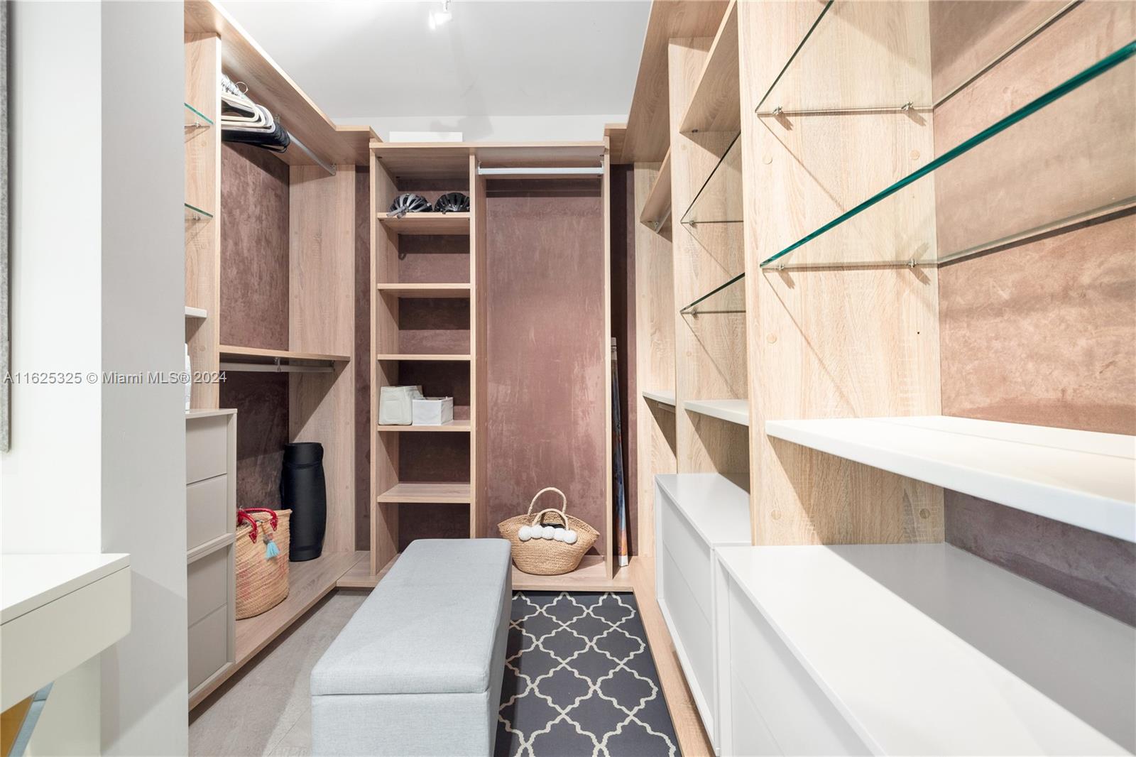 NINE ISLAND AVENUE CONDO - Residential