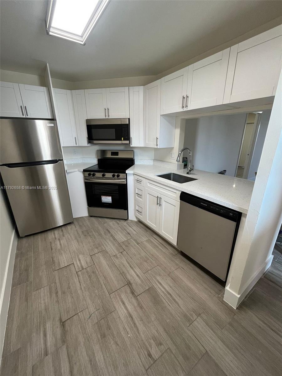 Rental Property at 20905 Ne 8th Ct 202-36, Miami, Broward County, Florida - Bedrooms: 3 
Bathrooms: 2  - $2,500 MO.