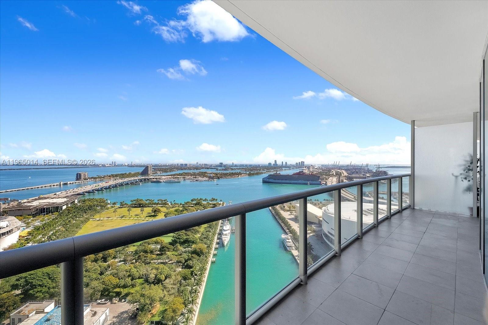 MARINABLUE CONDO - Residential