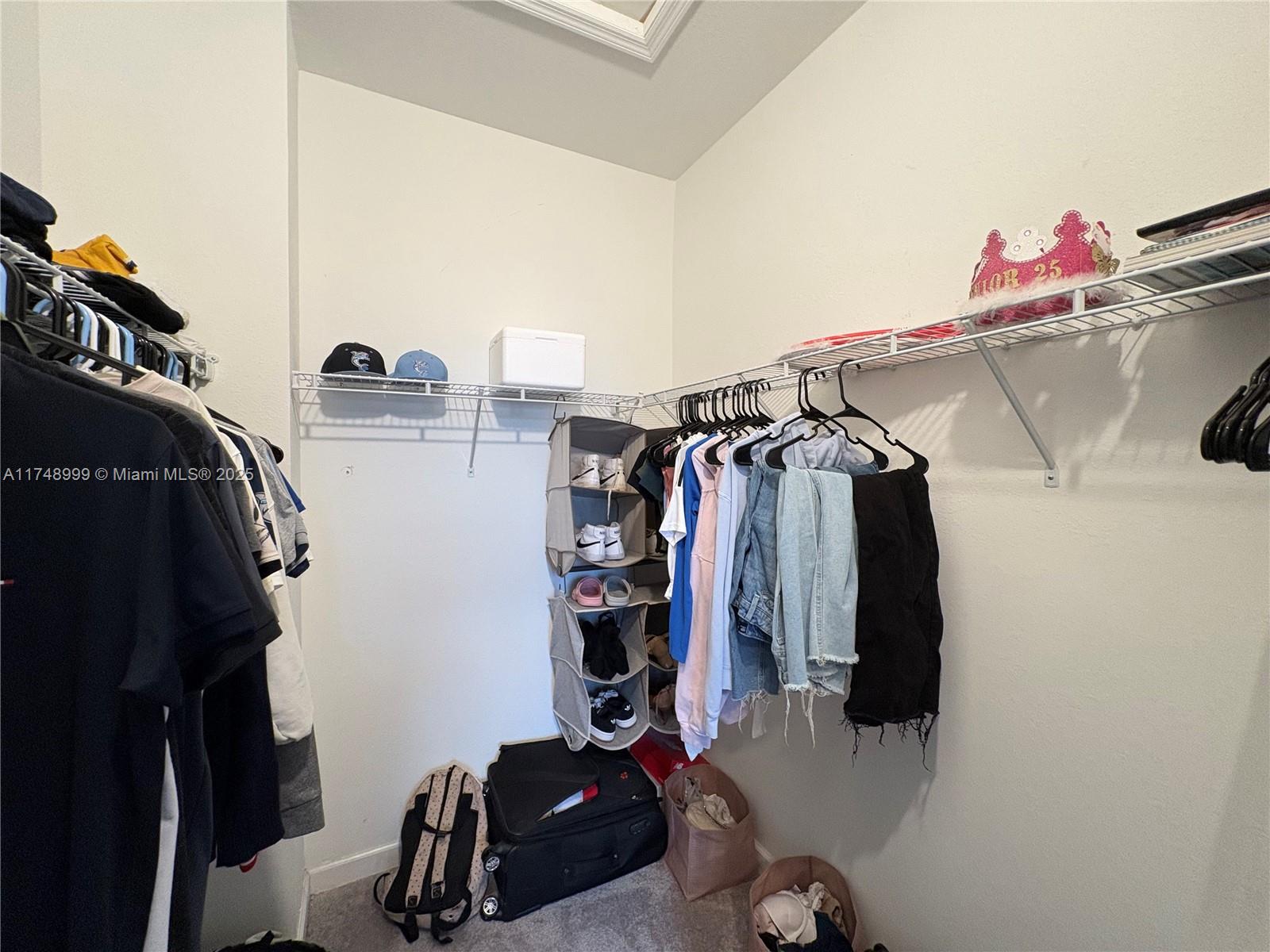 SILVER PALM RESIDENTIAL H - Residential