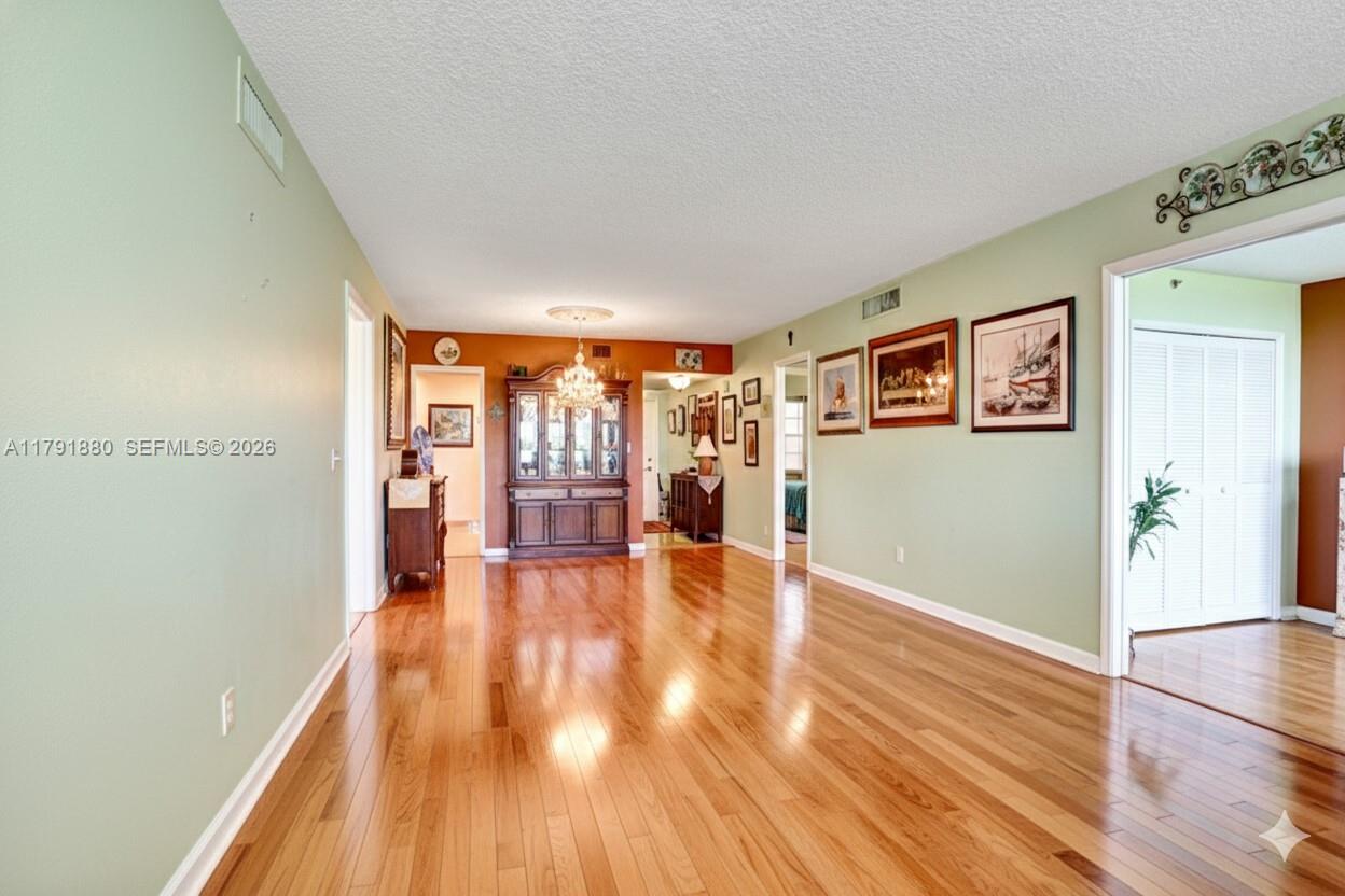 NO 113 PALM-AIRE COUNTRY - Residential