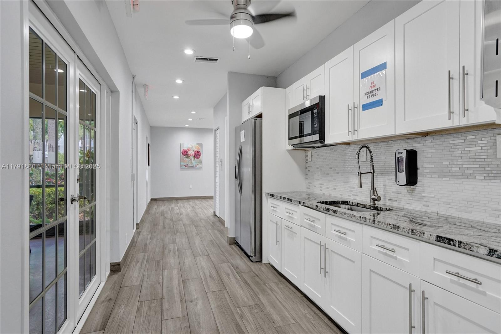 NO 113 PALM-AIRE COUNTRY - Residential