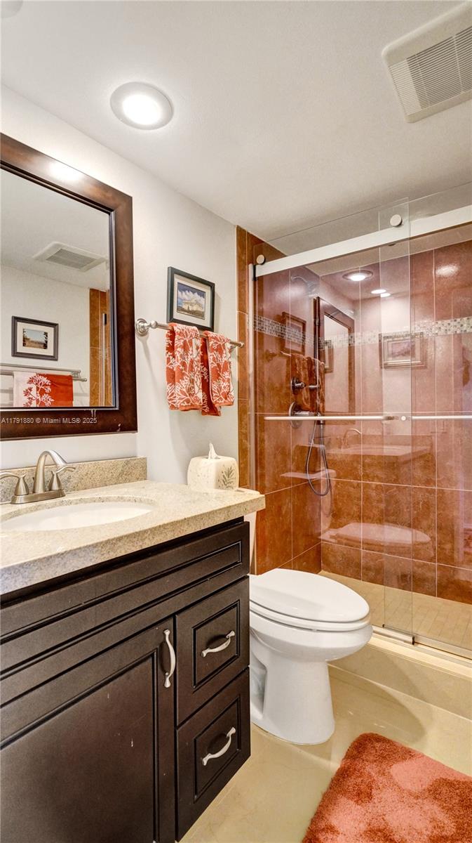 NO 113 PALM-AIRE COUNTRY - Residential