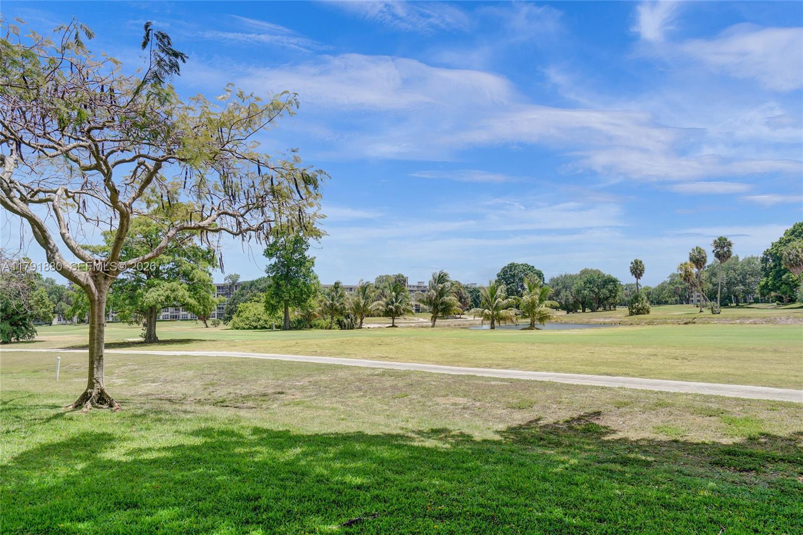 NO 113 PALM-AIRE COUNTRY - Residential