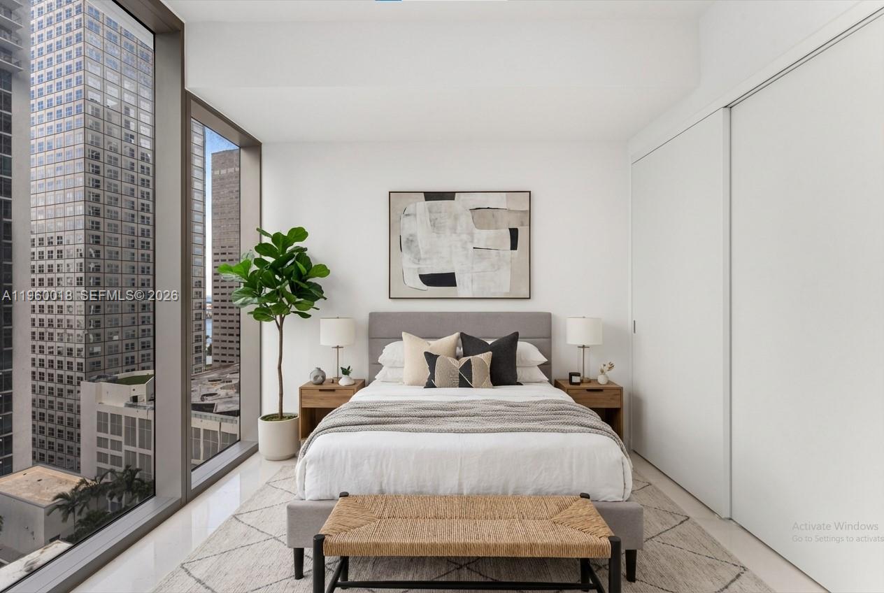 300 BISCAYNE BLVD WAY 2009