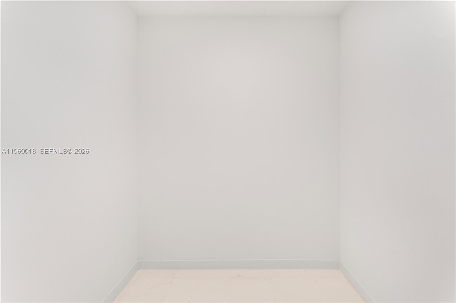 DUPONT PLAZA - Residential