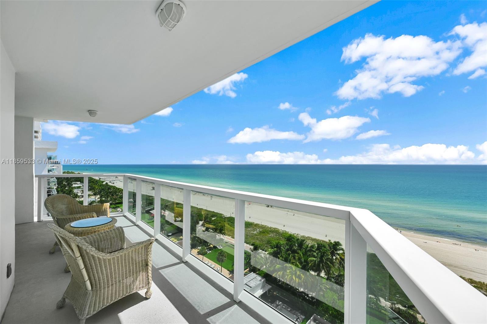 2401 Collins Ave 1801