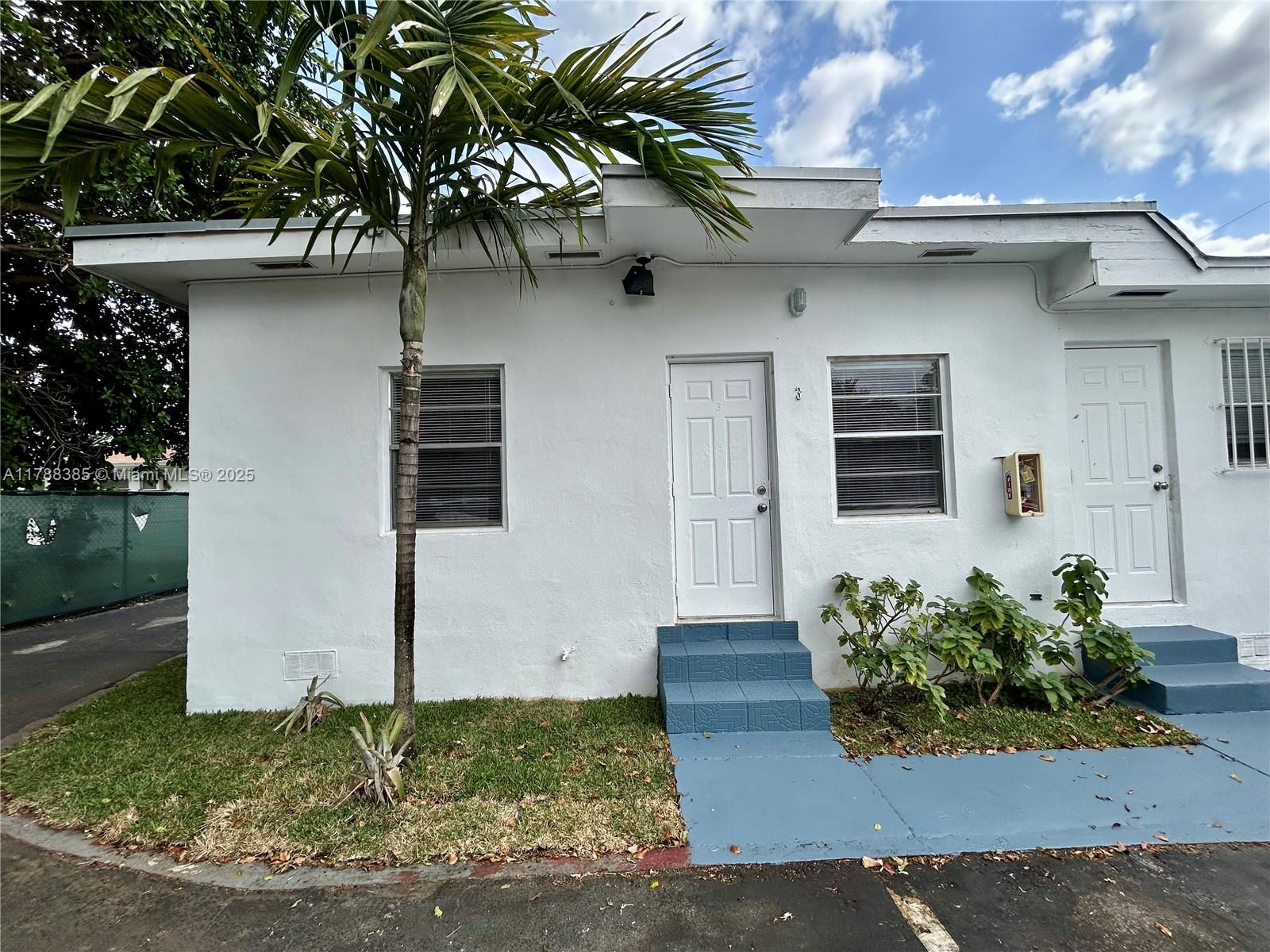 601 NW 90th St 03