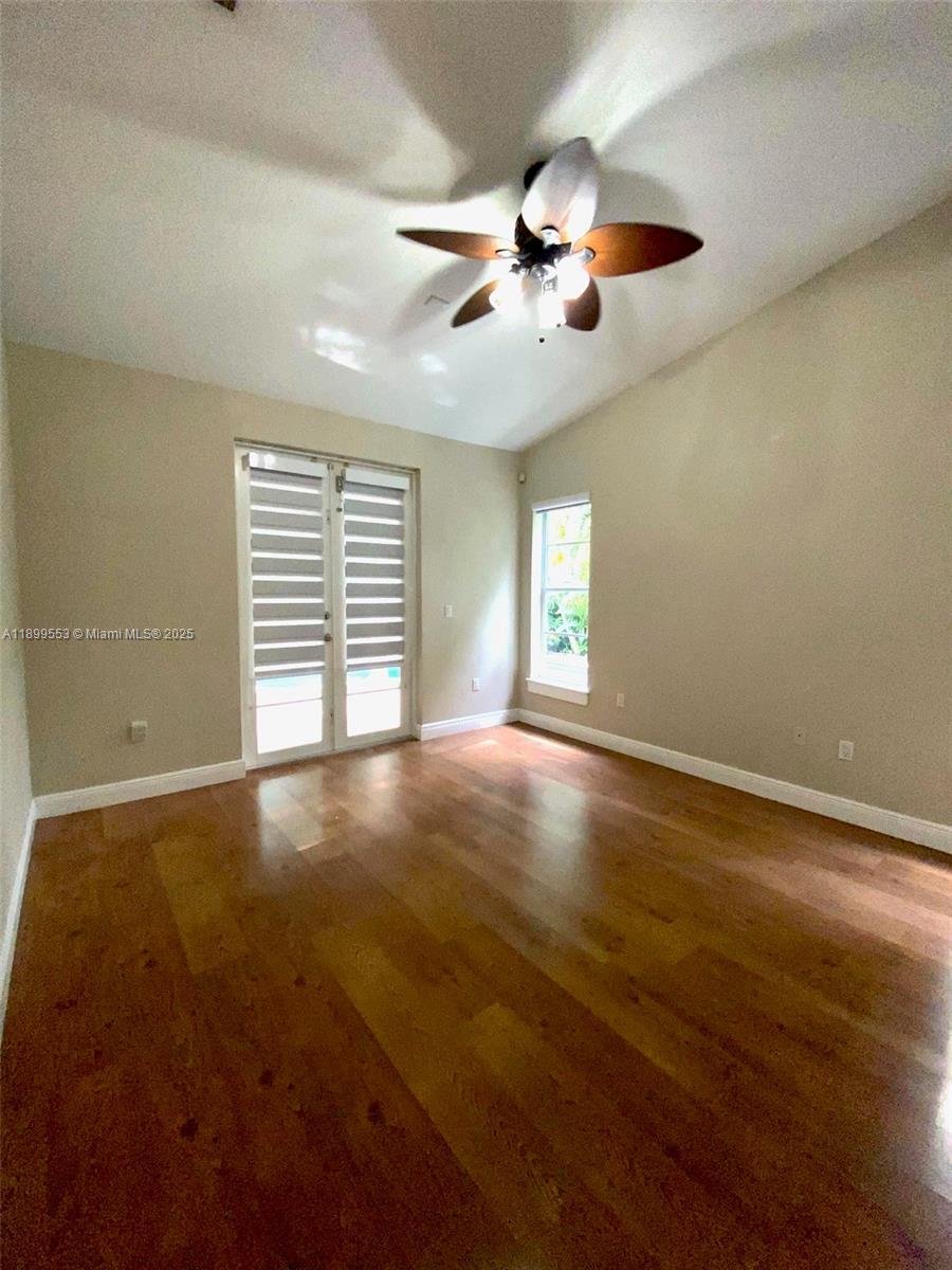 6TH ADDN TO ROYAL OAKS - Residential Lease