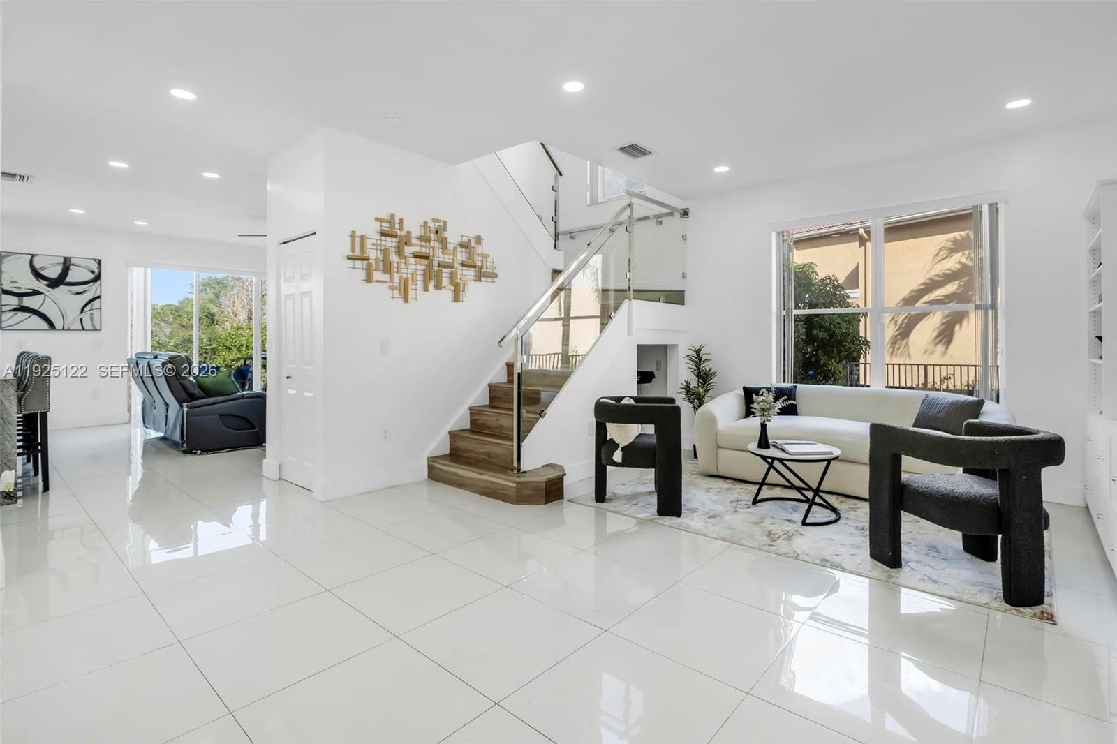 Silver isles - Residential