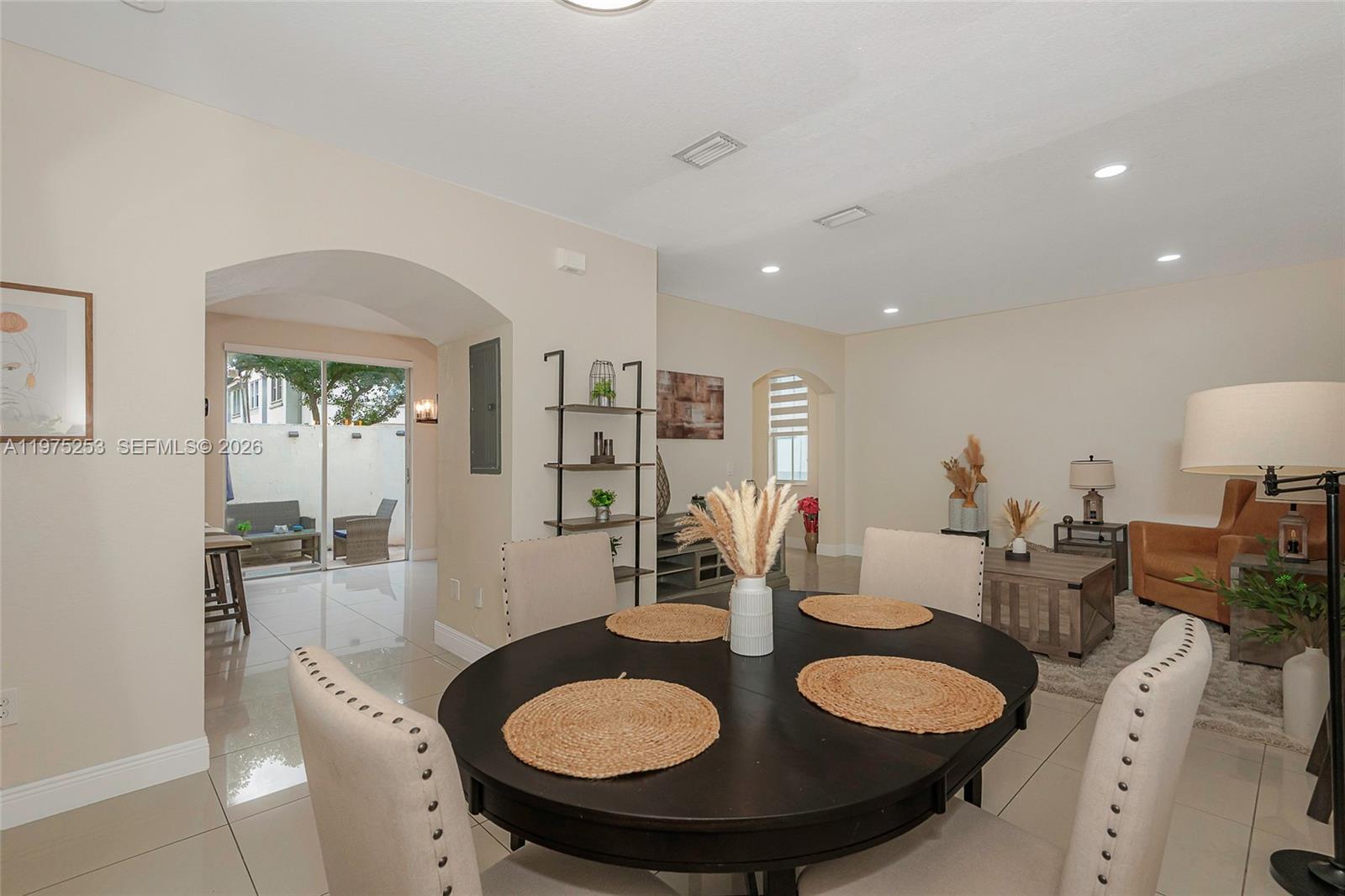 VILLAS AT NAUTICA THREE C - Residential