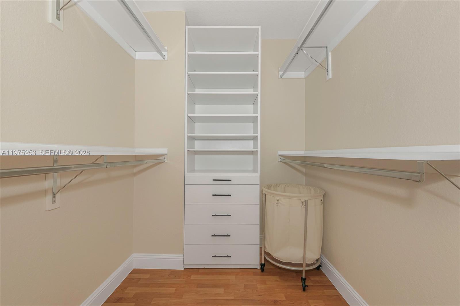 VILLAS AT NAUTICA THREE C - Residential