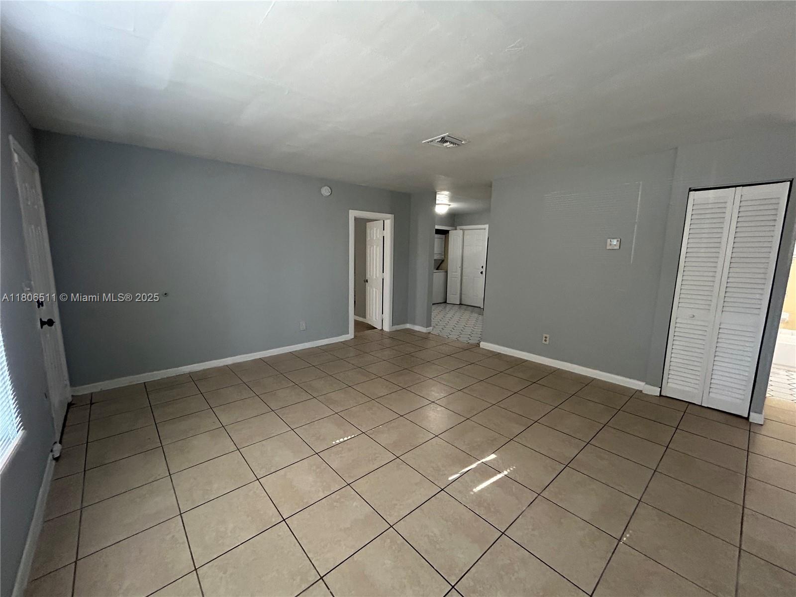 2010 NW 30th Ave 2010