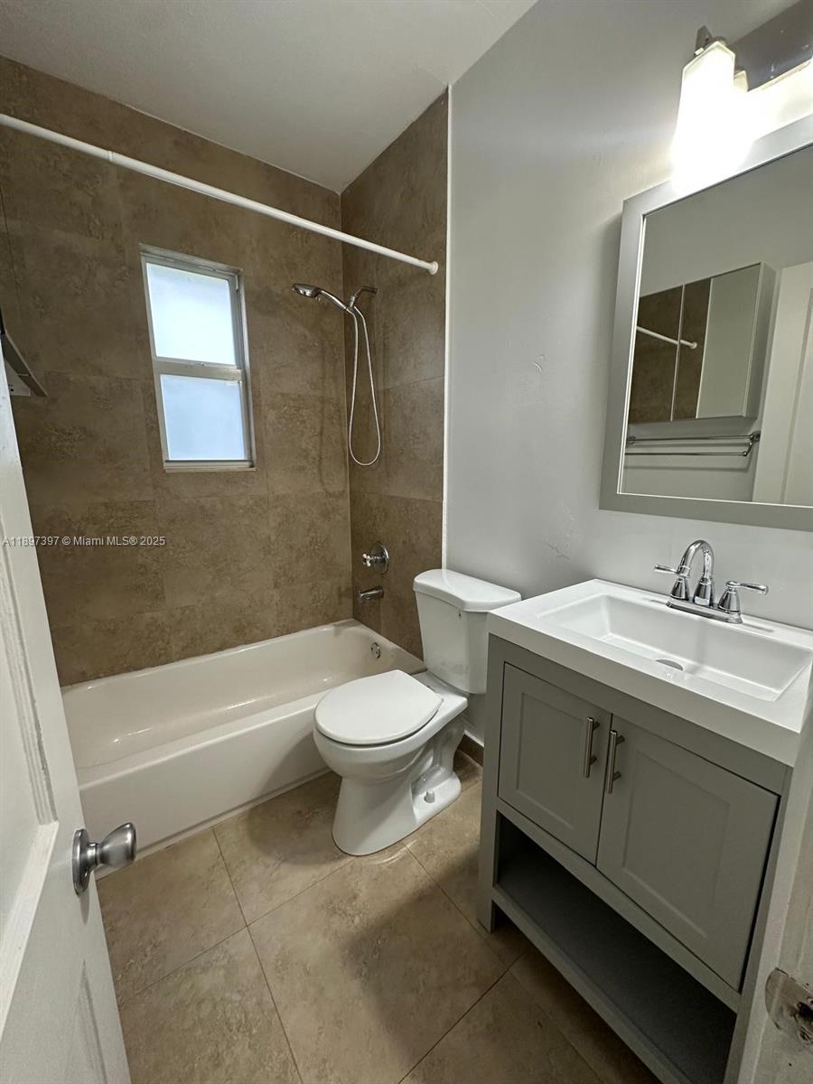 COCONUT GR SEC 1 C GAB - Residential Lease