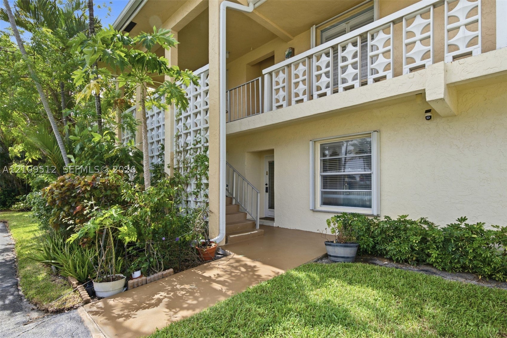 1541 NW 18th Ave 101