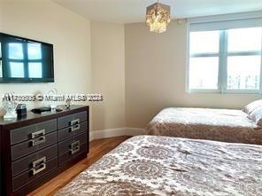 THE PENINSULA II CONDO - Residential Lease