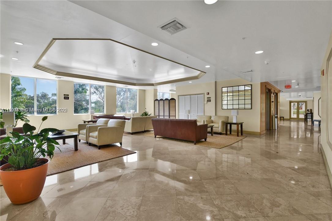 CORAL PLAZA OF MIAMI COND - Residential Lease