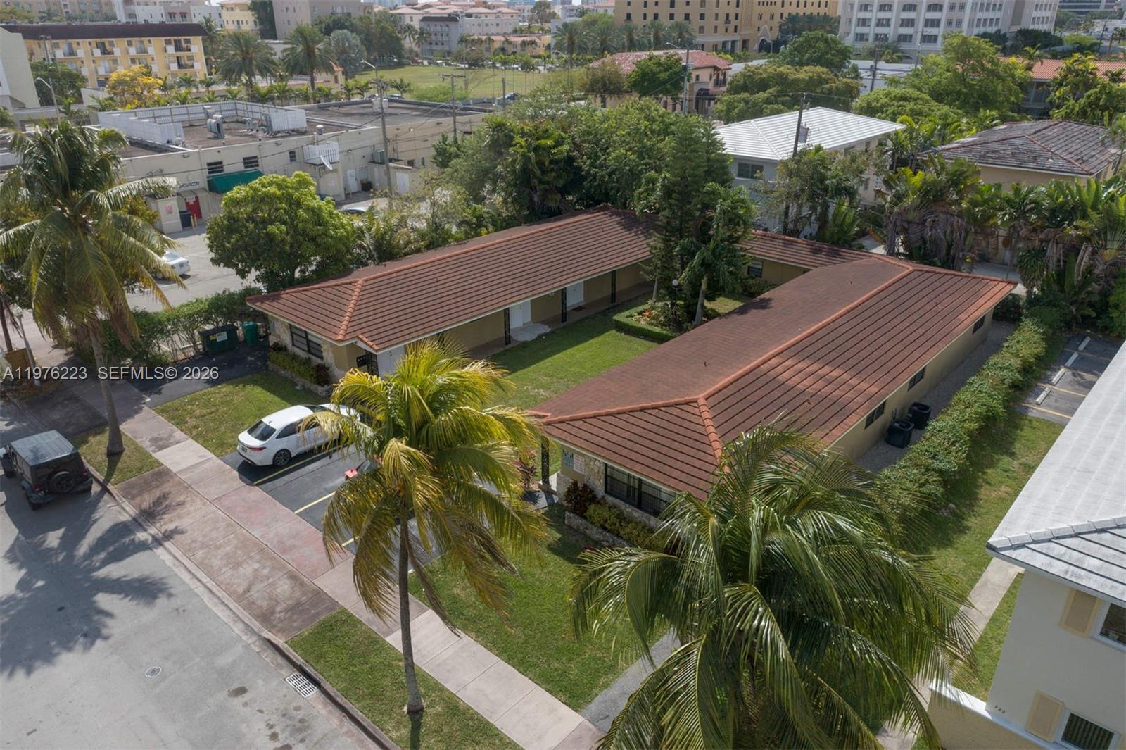 C GAB DOUGLAS SEC - Residential Lease