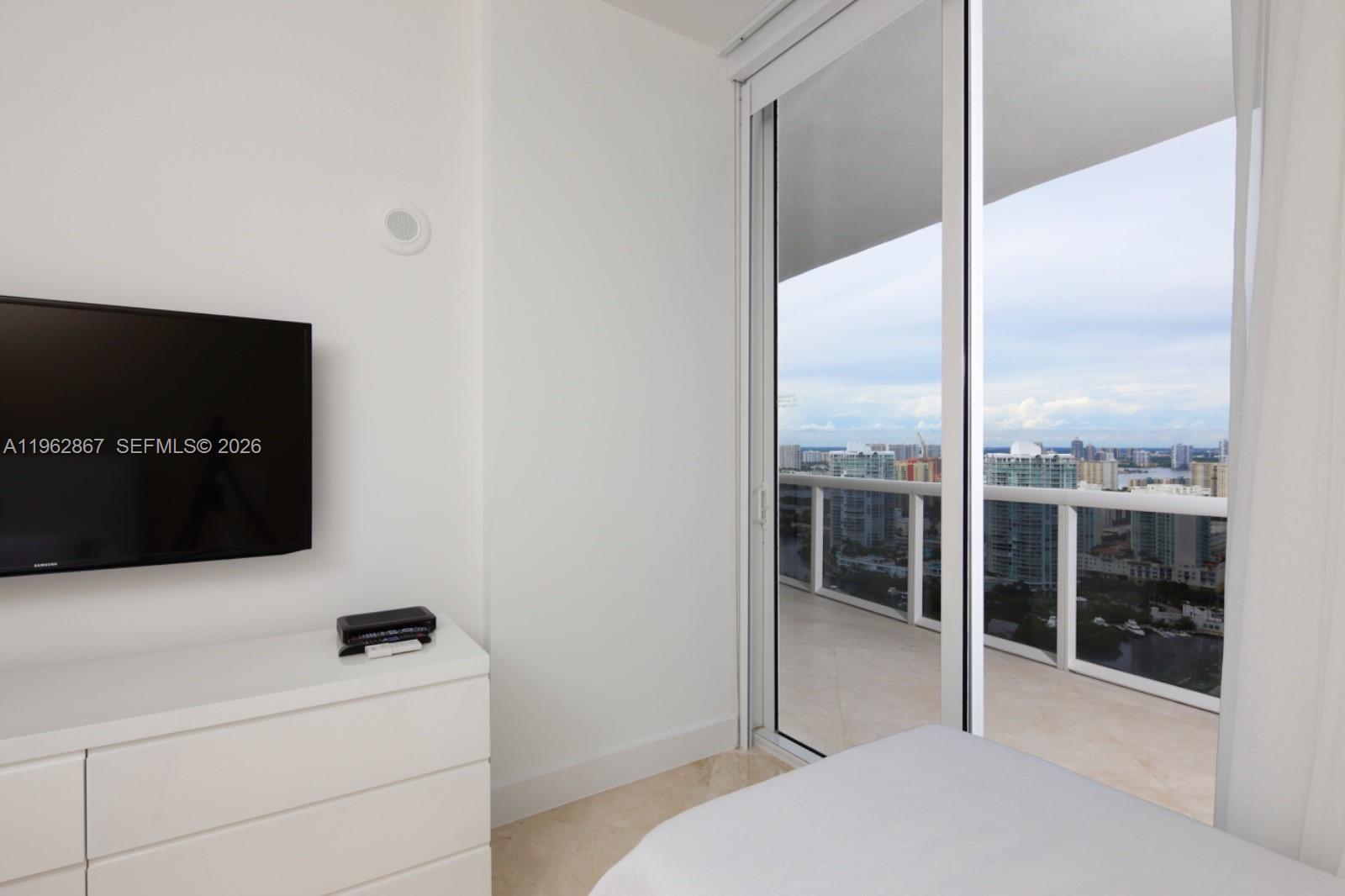 TDR TOWER I CONDO - Residential