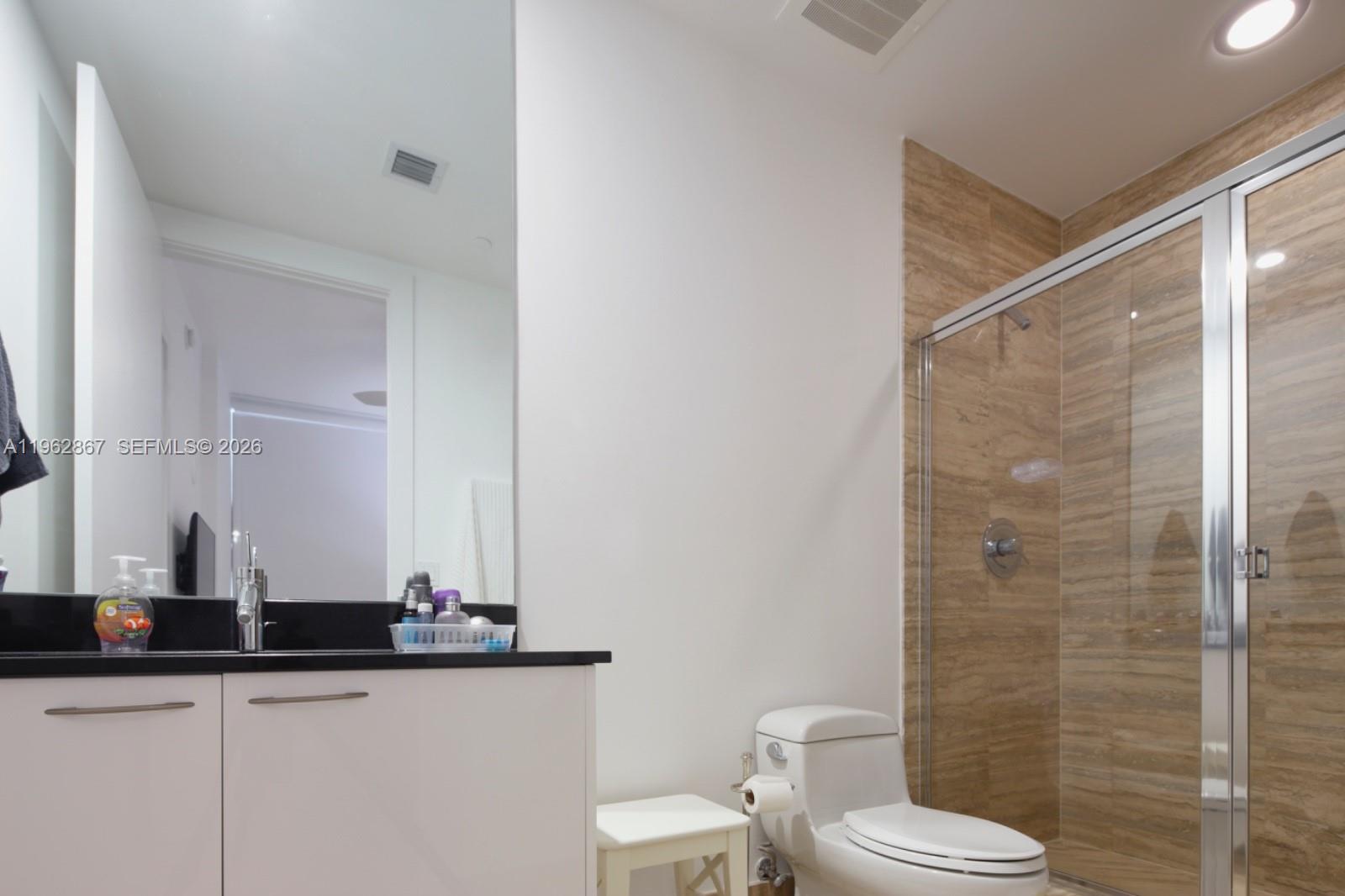 TDR TOWER I CONDO - Residential