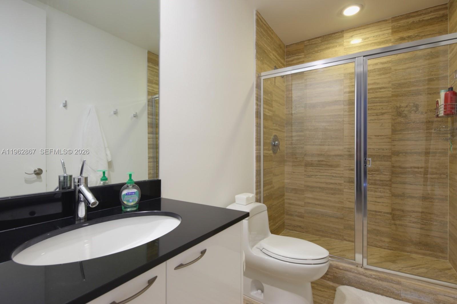 TDR TOWER I CONDO - Residential