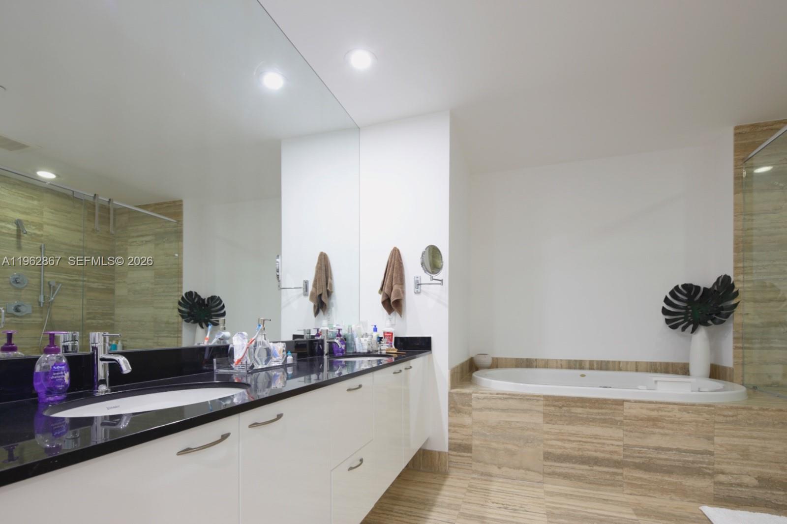 TDR TOWER I CONDO - Residential