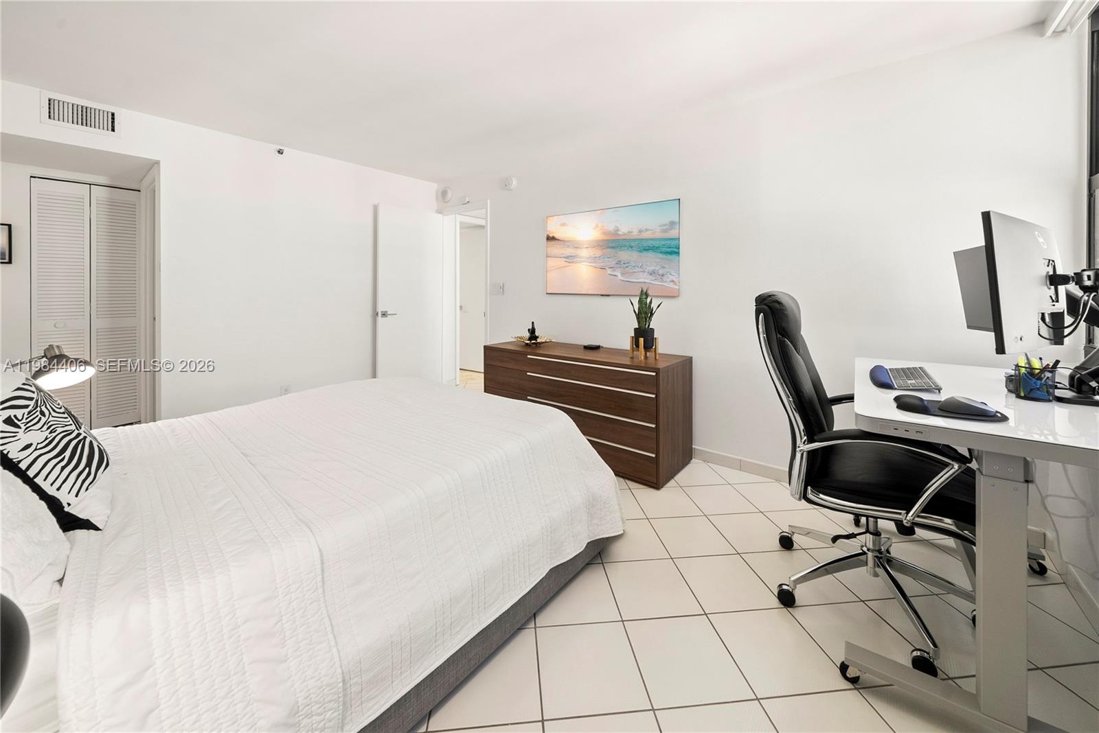 CLUB ATLANTIS CONDO - Residential Lease