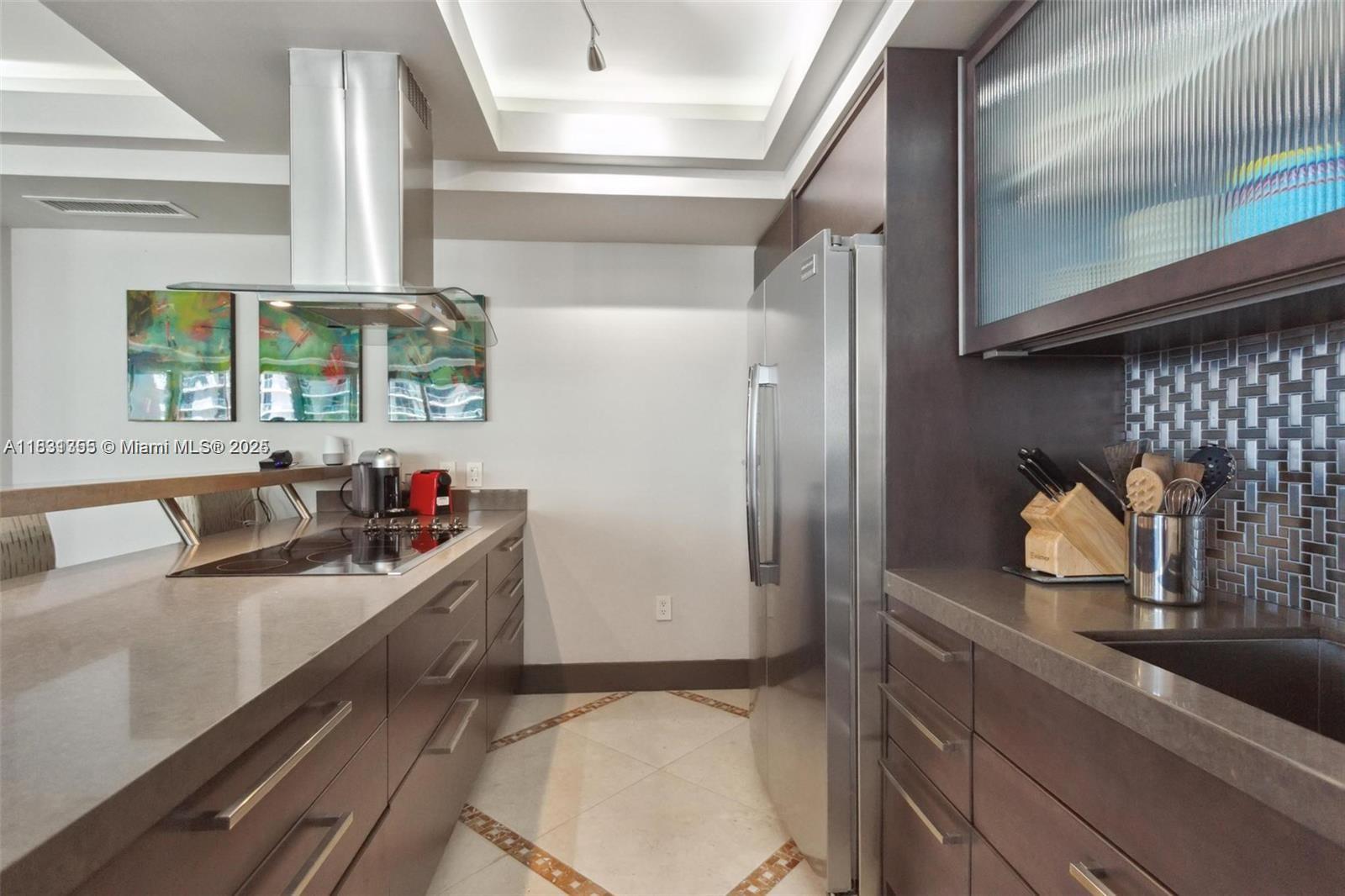 BEACH CLUB THREE CONDO - Residential Lease