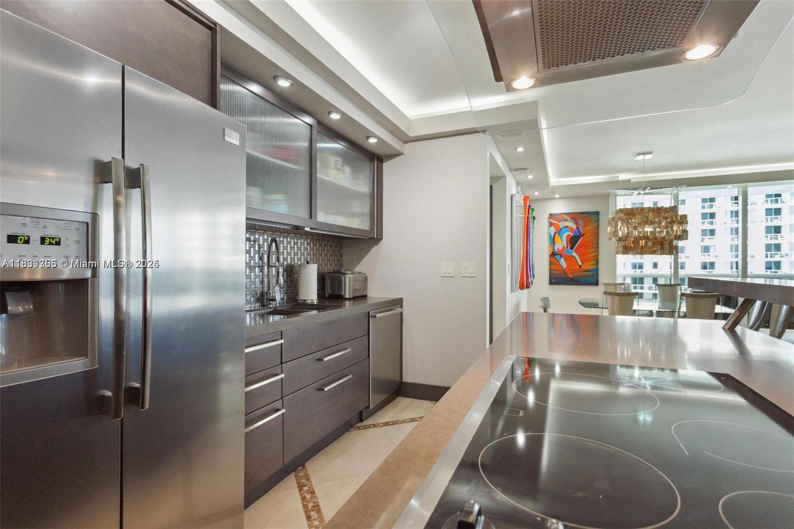 BEACH CLUB THREE CONDO - Residential Lease