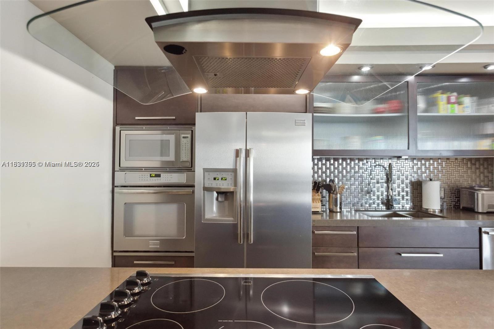 BEACH CLUB THREE CONDO - Residential Lease