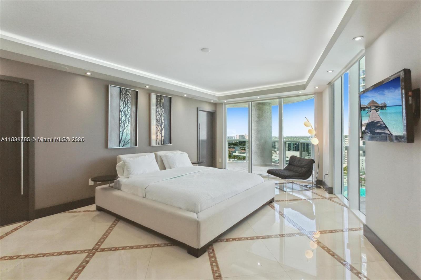 BEACH CLUB THREE CONDO - Residential Lease