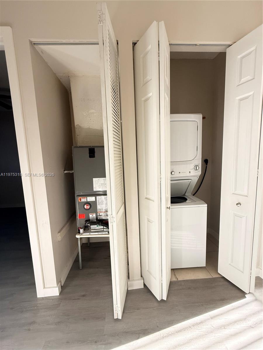 MARBELLA BAY - Residential Lease