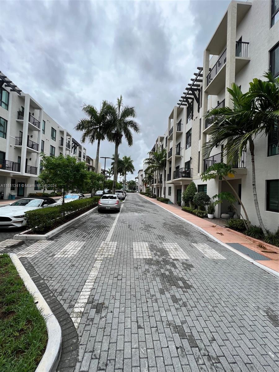 URBANA AT THE RESIDENCES - Residential Lease