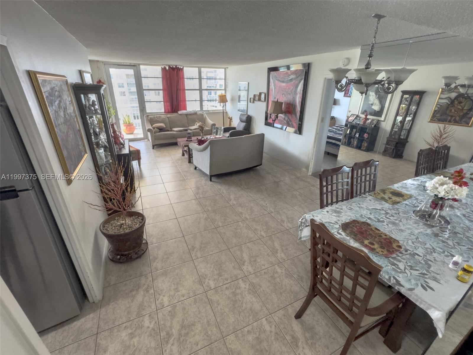 WINSTON TOWERS 200 - Residential