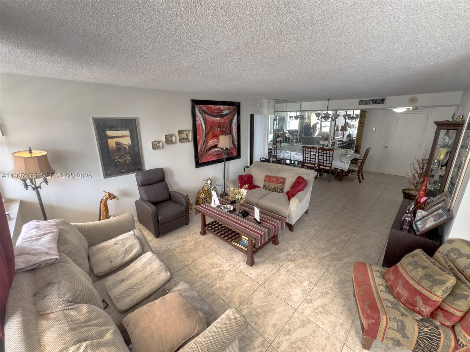 WINSTON TOWERS 200 - Residential