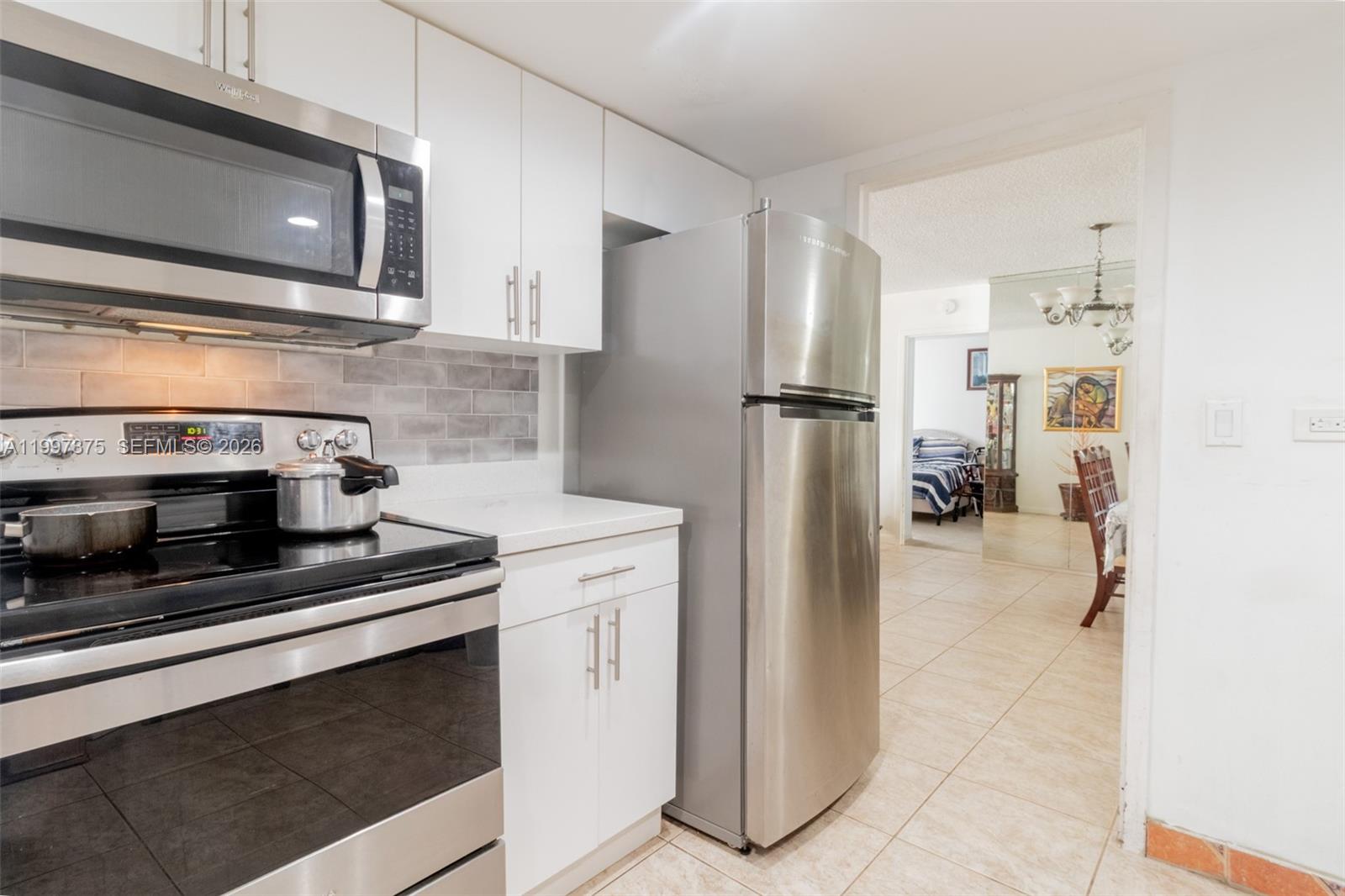 WINSTON TOWERS 200 - Residential