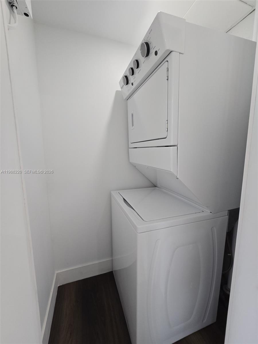 BIRD RD HIGHLANDS - Residential Lease