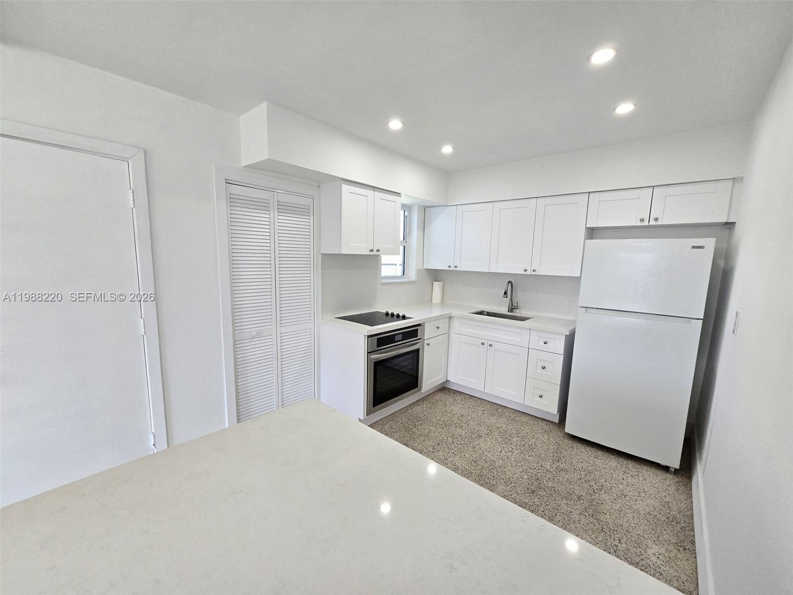 BIRD RD HIGHLANDS - Residential Lease