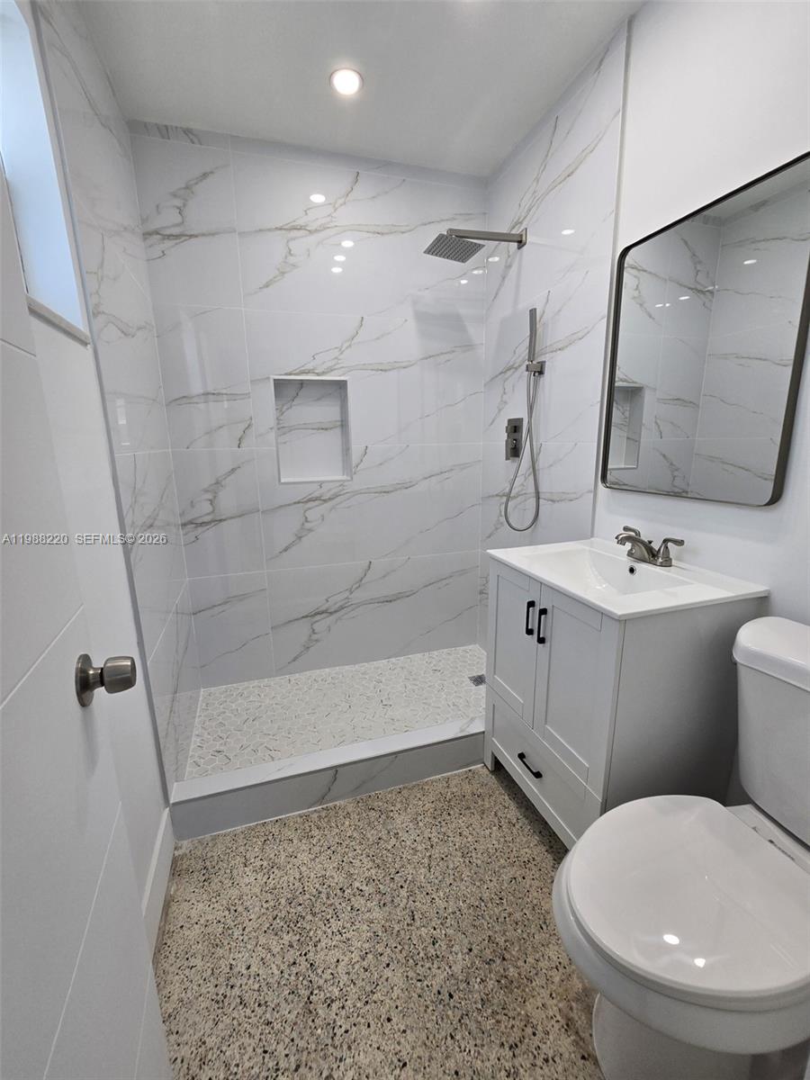 BIRD RD HIGHLANDS - Residential Lease