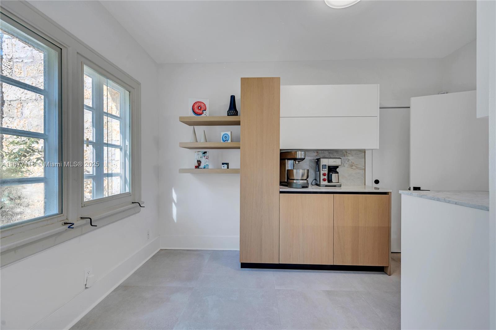 CORAL GABLES C C SEC 3 - Residential