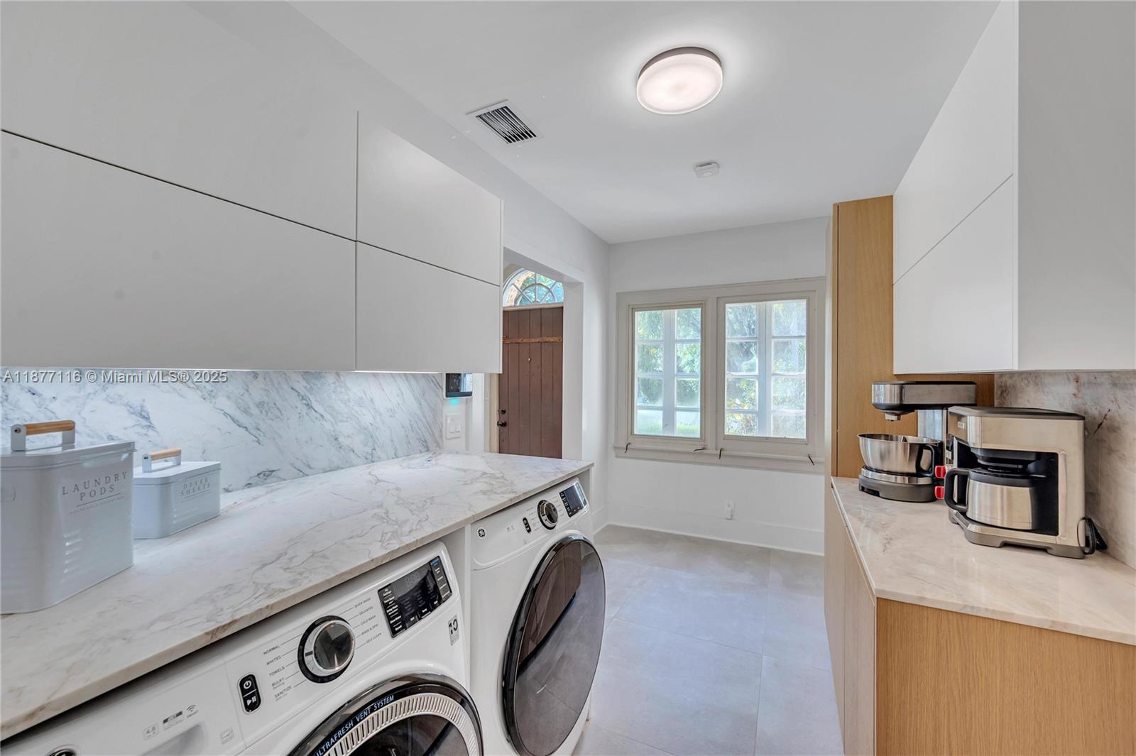 CORAL GABLES C C SEC 3 - Residential