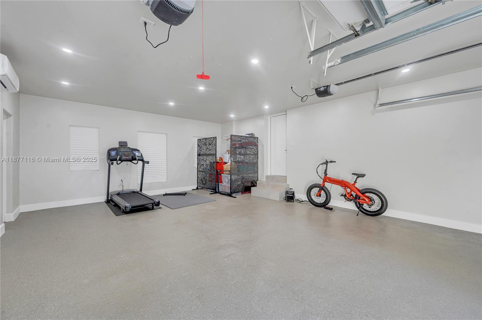 CORAL GABLES C C SEC 3 - Residential