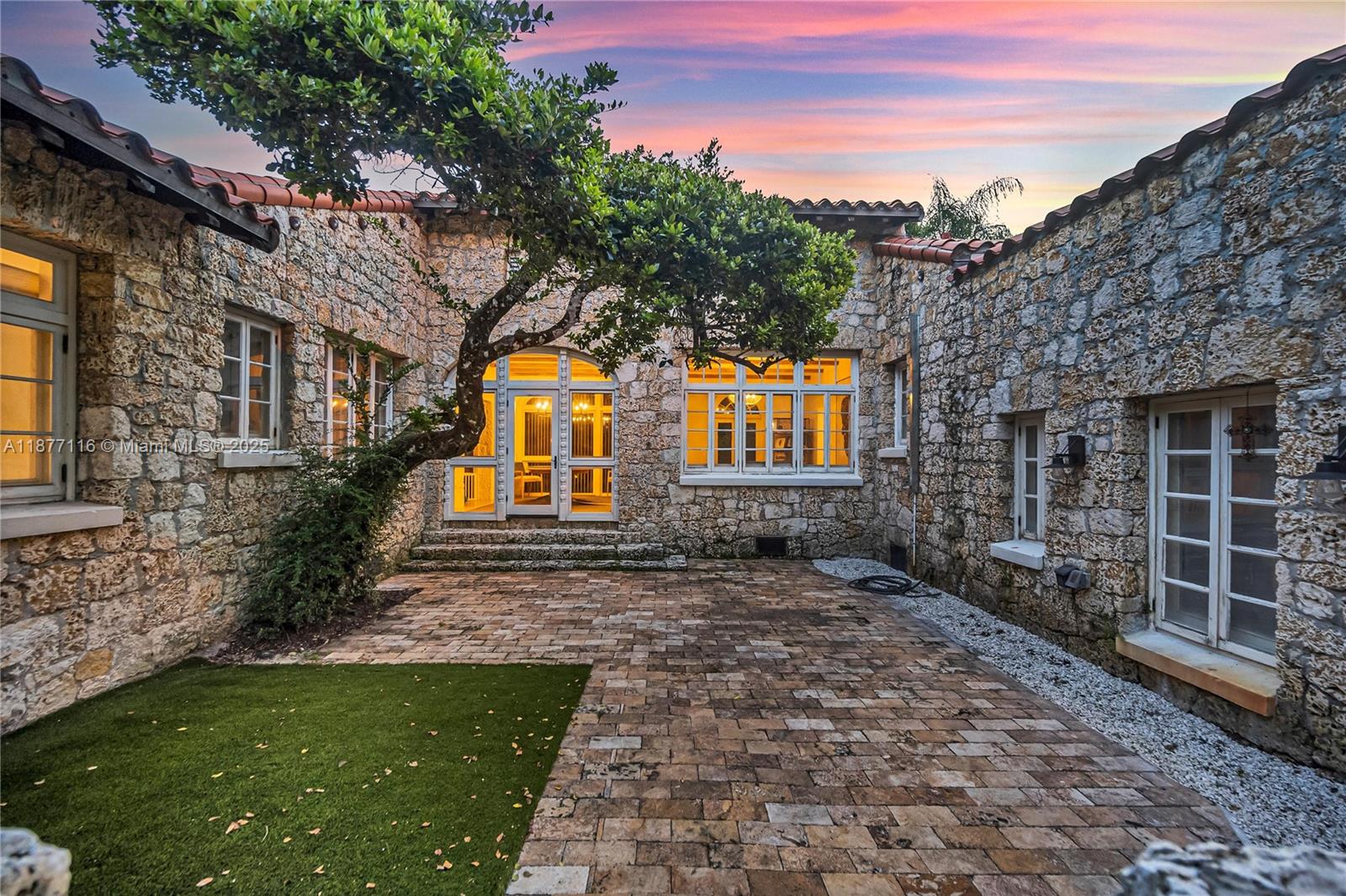 CORAL GABLES C C SEC 3 - Residential