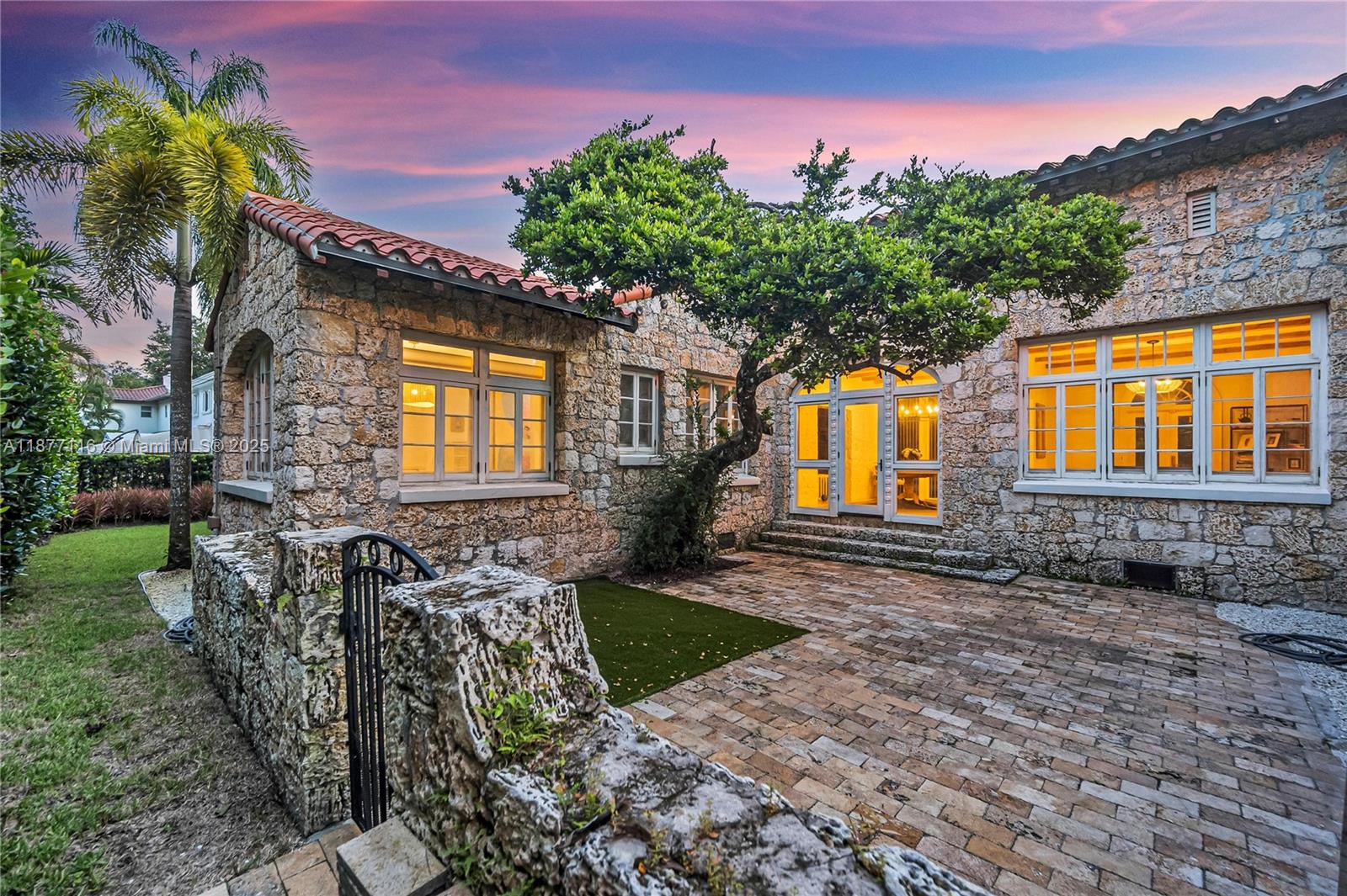 CORAL GABLES C C SEC 3 - Residential