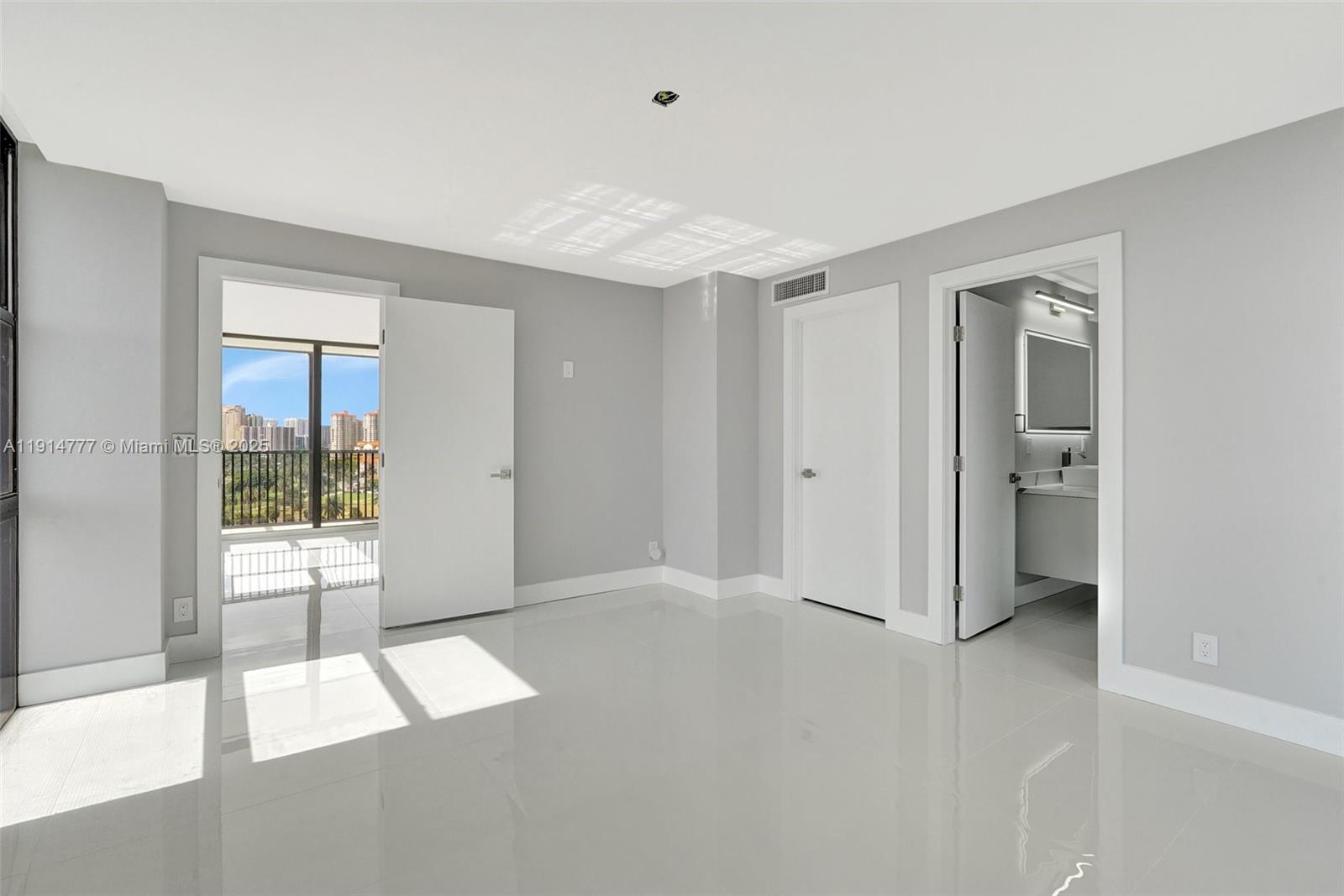 CORONADO CONDO- TOWER III - Residential