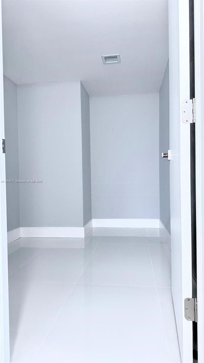 CORONADO CONDO- TOWER III - Residential