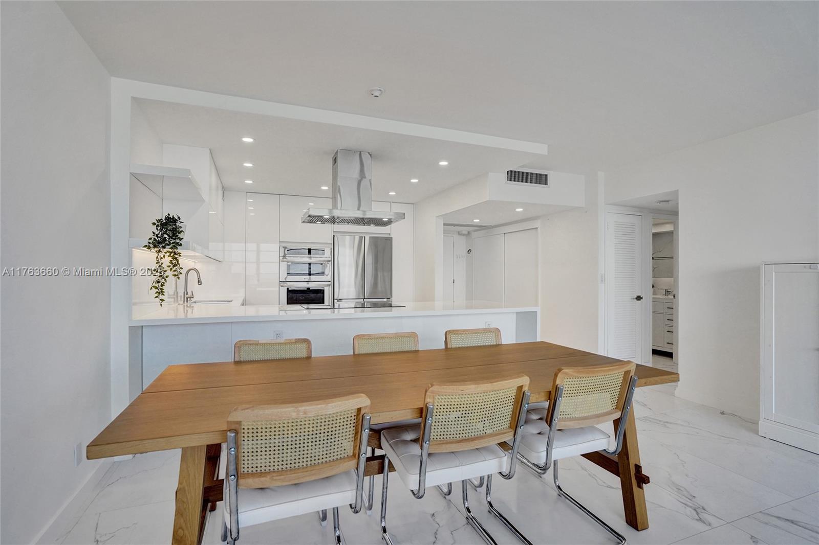 SEACOAST 5700 CONDO - Residential