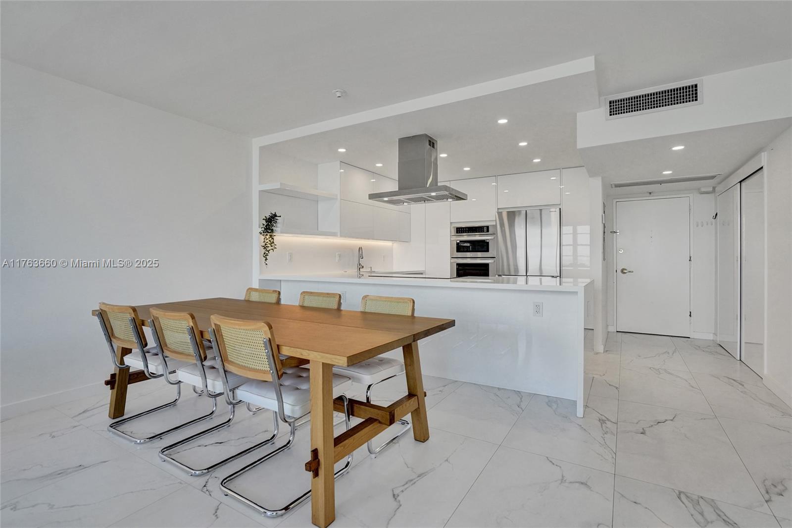 SEACOAST 5700 CONDO - Residential